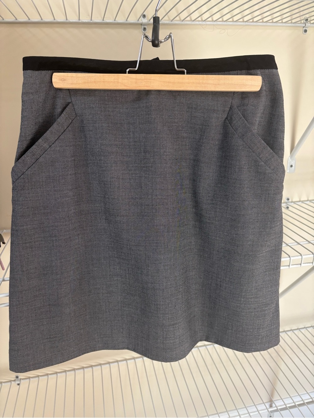 H&M Gray A-Line Skirt with Black Waistband